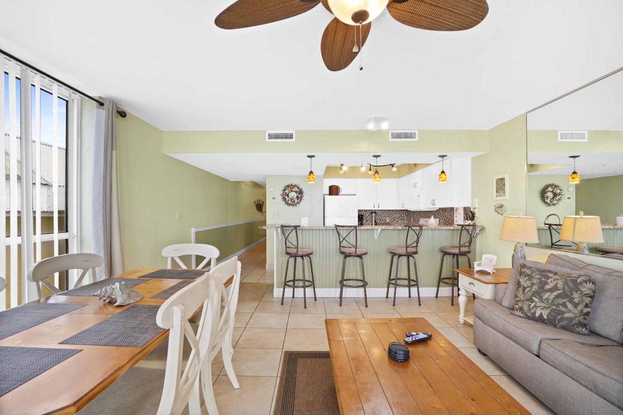 Pelican Beach Resort By Panhandle Getaways Destin Bilik gambar